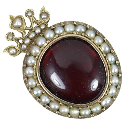 Victorian Cabochon Garnet And Seed Pearl Pendant In 15 Carat Yellow