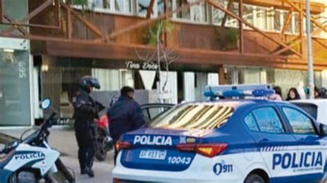 Vecinos atraparon a un sujeto cuando pretendía robarle a un cadete en