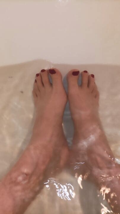 Solo Masturbation In My Bath Shemale Bathroom Amateur Porn Feat