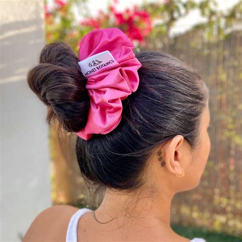 Cassie Maxi Scrunchie En 2022 Pelo Coletero Cabello