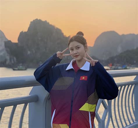 Hot Girl U Ki M Cao M Nhan S C Ch Ng K M Hoa H U