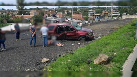 Un Muerto Y 2 Heridas Saldo De Volcadura En La Siglo 21 La Balanza