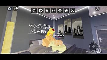 Ragazza Pompompurin Futa Fa Sesso Con Una E Girl Su Roblox XVIDEOS