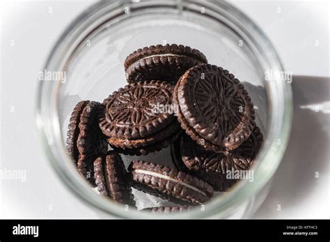 Oreo Biscuits Hi Res Stock Photography And Images Alamy