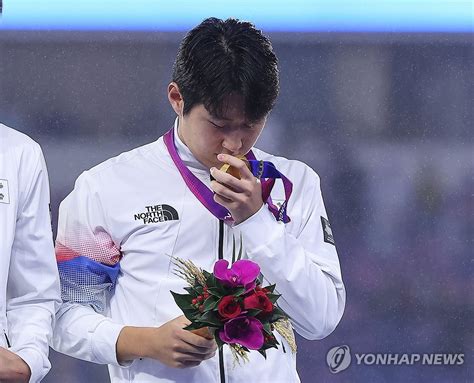 아시안게임 골든 보이 된 이강인 국가대표로 첫 우승이라 더 특별 연합뉴스