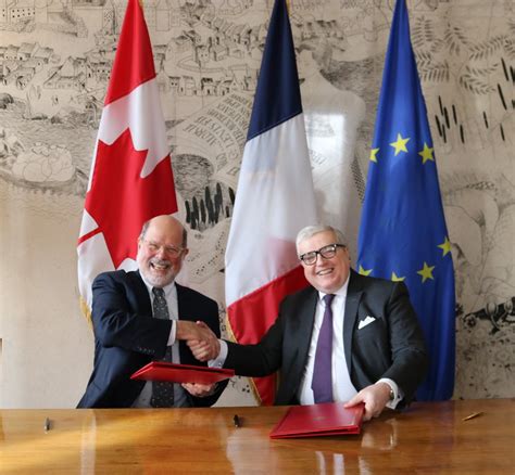 Signature Dun Nouvel Accord Entre Mitacs Et Lambassade La France Au