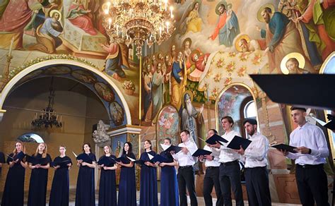 У Києво-Печерській лаврі вперше прозвучала Літургія Артемія Веделя ...
