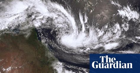 Cyclone Kirrily set to cause flooding in north Queensland as BoM warns ...