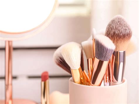 The Ultimate Makeup Brush Set For Beginners