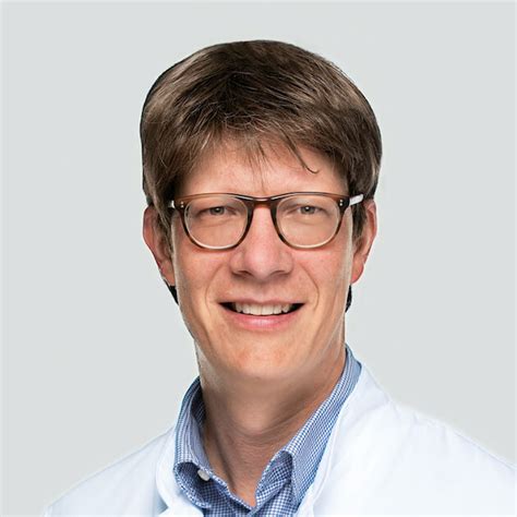 Dr med Mathias Worni in Bern Spezialist für Hernien OP