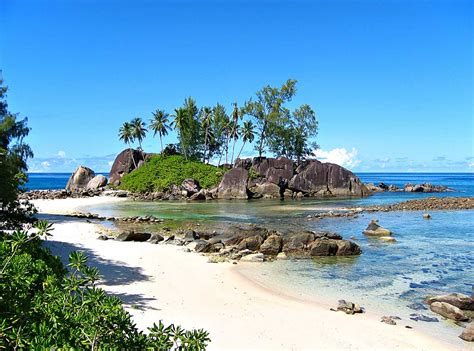 5 Cities In Seychelles Beau Vallon Anse Takamaka Victoria
