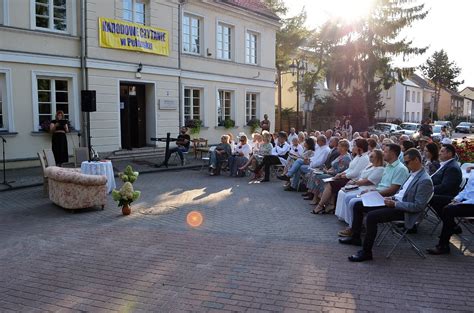 Narodowe Czytanie Nad Niemnem W Pu Tuskim Lelewelu Powiat Pu Tuski