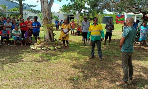 la rentree scolaire  canala  kouaoua site du college de canala