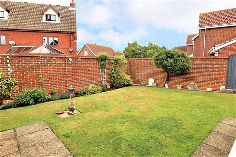 3 Bedroom Detached House For Sale In Heritage Green Kessingland