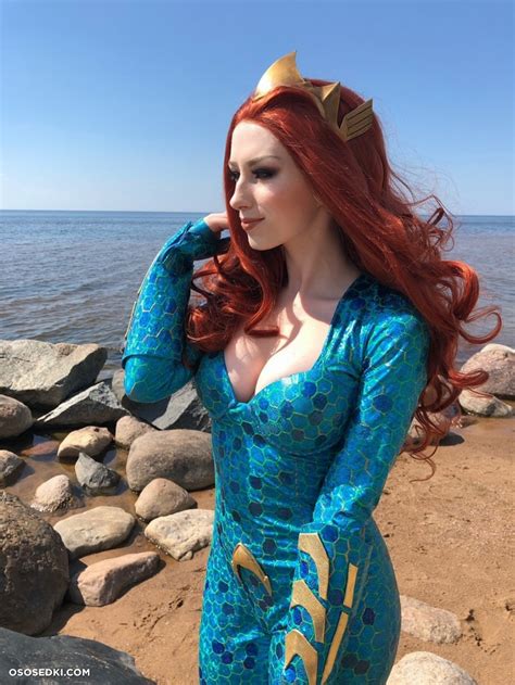 Model Lady Melamori Melamor1 In Cosplay Mera From Dc Comics 48