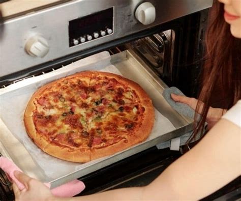 How To Reheat Pizza In Oven Flawless Techniques To Warm Up Cold