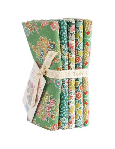 Tilda Pie In The Sky Fat Quarter Bundle Tessuti Green Pine