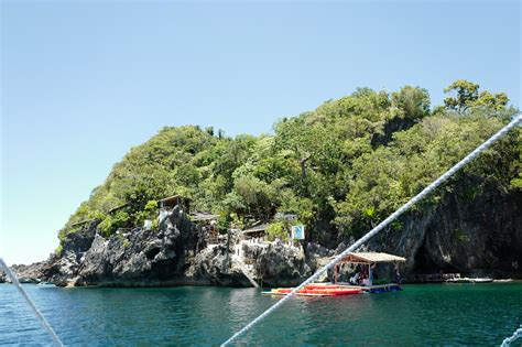 Je Tunnel Ariel S Point Cliff Diving Paradise In Boracay Philippines