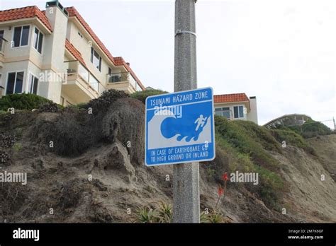 Tsunami hazard warning signs near California beach Stock Photo - Alamy