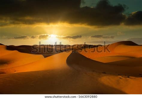 Dubai Desert Sunrise Uae Stock Photo 1663092880 | Shutterstock