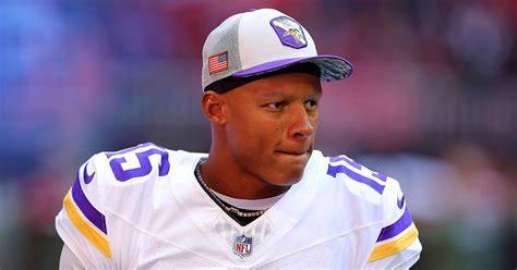 Why Does Viking Quarterback Josh Dobbs Have No Hair