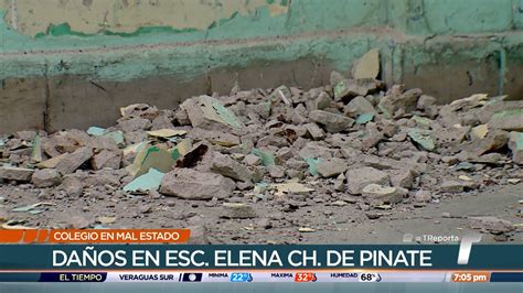 Un Pedazo De Losa Cay Sobre Una Estudiante En El Colegio Elena Ch Vez