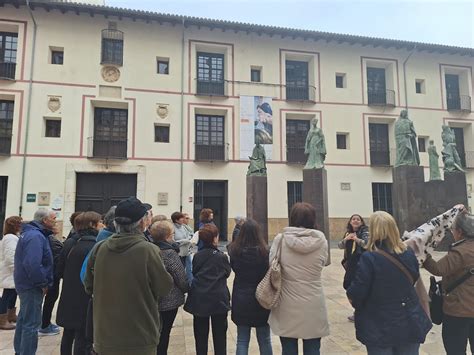 EL CLUB DE LECTURA DONDARA REALITZA EL RECORREGUT LES DONES BORJA A