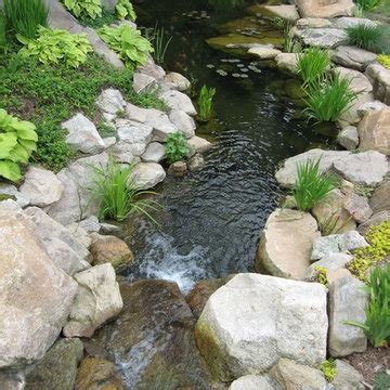 Garden Pond Waterfalls - Photos & Ideas | Houzz