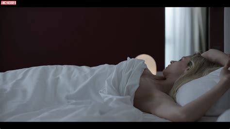 Naked Elena Radonicich In Il Grande Gioco
