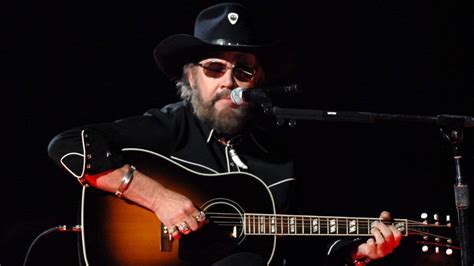 How Hank Williams Jr Survived 530 Foot Fall Off Montana Mountain Peak