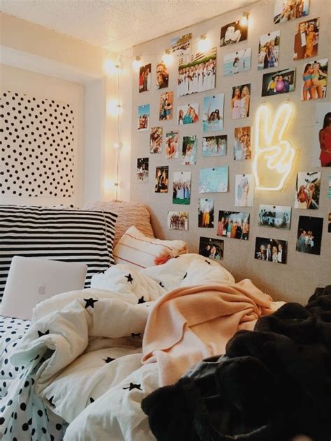 See More Of Estwelles Vsco Dorm Room Inspiration Cute Dorm Rooms