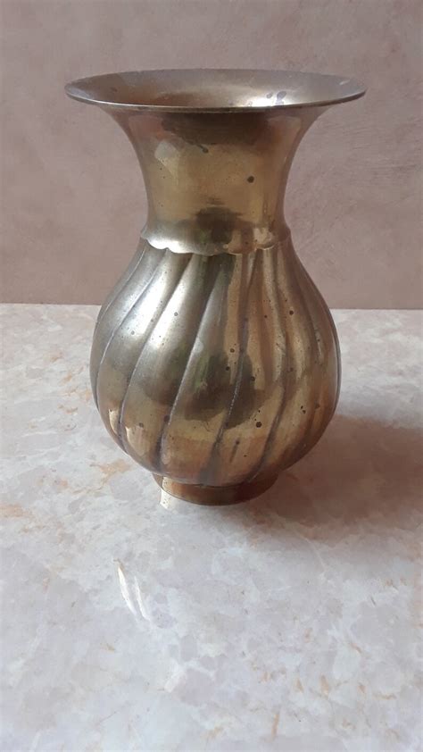 Vintage Solid Brass Swirled Vase Made In India Home Decor Metalware Brassware Table Decor