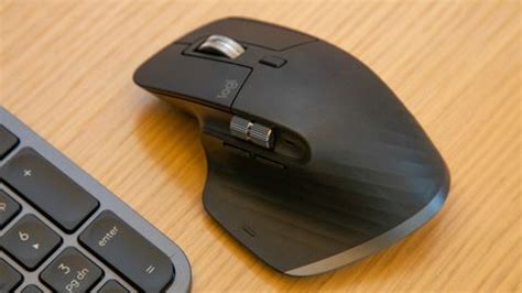 Logitech MX Master 3 Wireless Mouse Review: Reinventing the Wheel ...