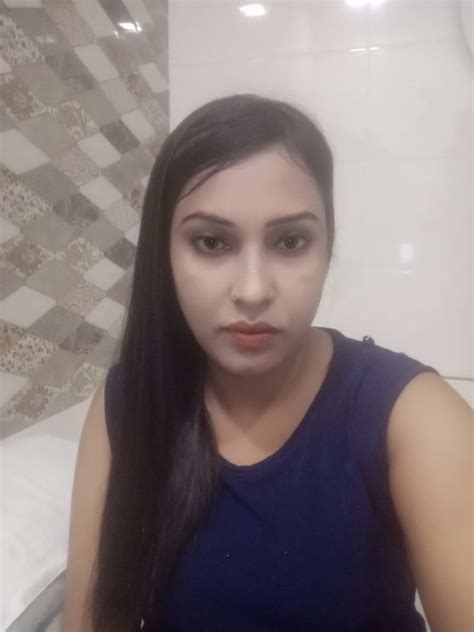 Muskan Female Escorts In Kuwait City Kuwait HOT