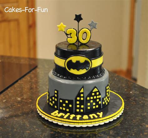 Top 49 Imagen Batman 30th Birthday Cake Abzlocalmx