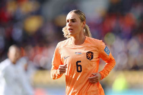 U S And Netherlands Tie 1 1 In Physical Rematch Of 2019 World Cup Final