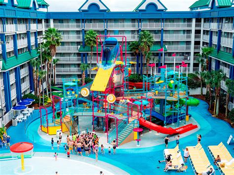 Holiday Inn Resort Orlando Suites - Waterpark - Free Internet & More