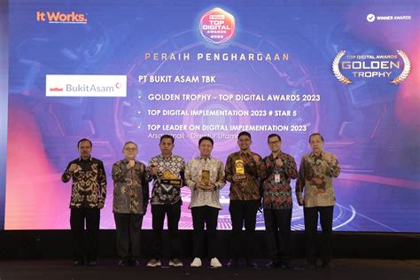 Sabet Penghargaan Bukit Asam Cetak Prestasi Di Top Digital Awards