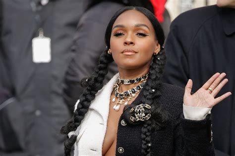 Janelle Monae Shows Her Tits At The Chanel Show