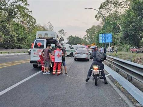 Cuatro Lesionados Tras Un Fuerte Accidente Carretero