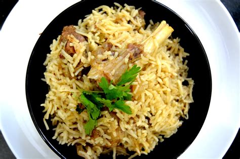 Mutton Yakhni Pulao Recipe - MUMMY RECIPES