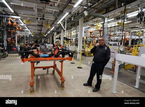 Electric Vehicle Plant Gm Hi Res Stock Photography And Images Alamy