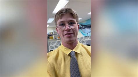 Robert Irwin Dresses As Dwight Schrute From The Office For Halloween