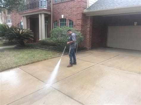 Driveway Sidewalk Cleaning Sunny Pressure Washing