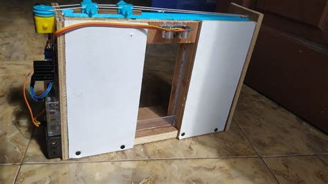 Pintu Geser Otomatis Dengan Sistem Belttali Berbasis Arduino Uno