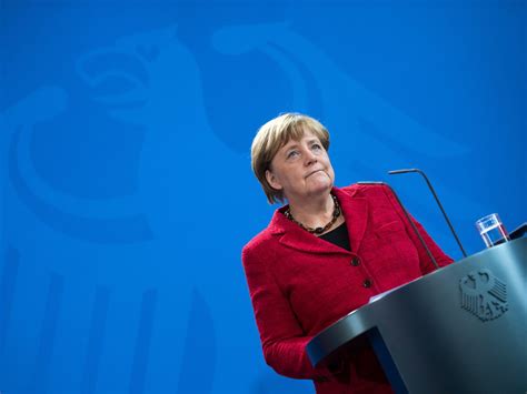 Angela Merkel Stelt Zich Opnieuw Kandidaat Als Bondskanselier Zegt Een