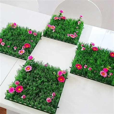 Artificial Grass Place Mat Set Of 4 Table Mats With Flowers Etsy