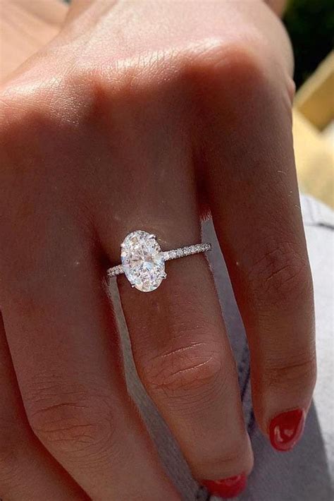 18 Oval Engagement Rings That Every Girl Dreams | Oh So Perfect Proposal