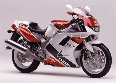 Yamaha FZR600