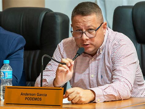 Anderson Garcia Podemos é eleito novo presidente da Câmara Municipal